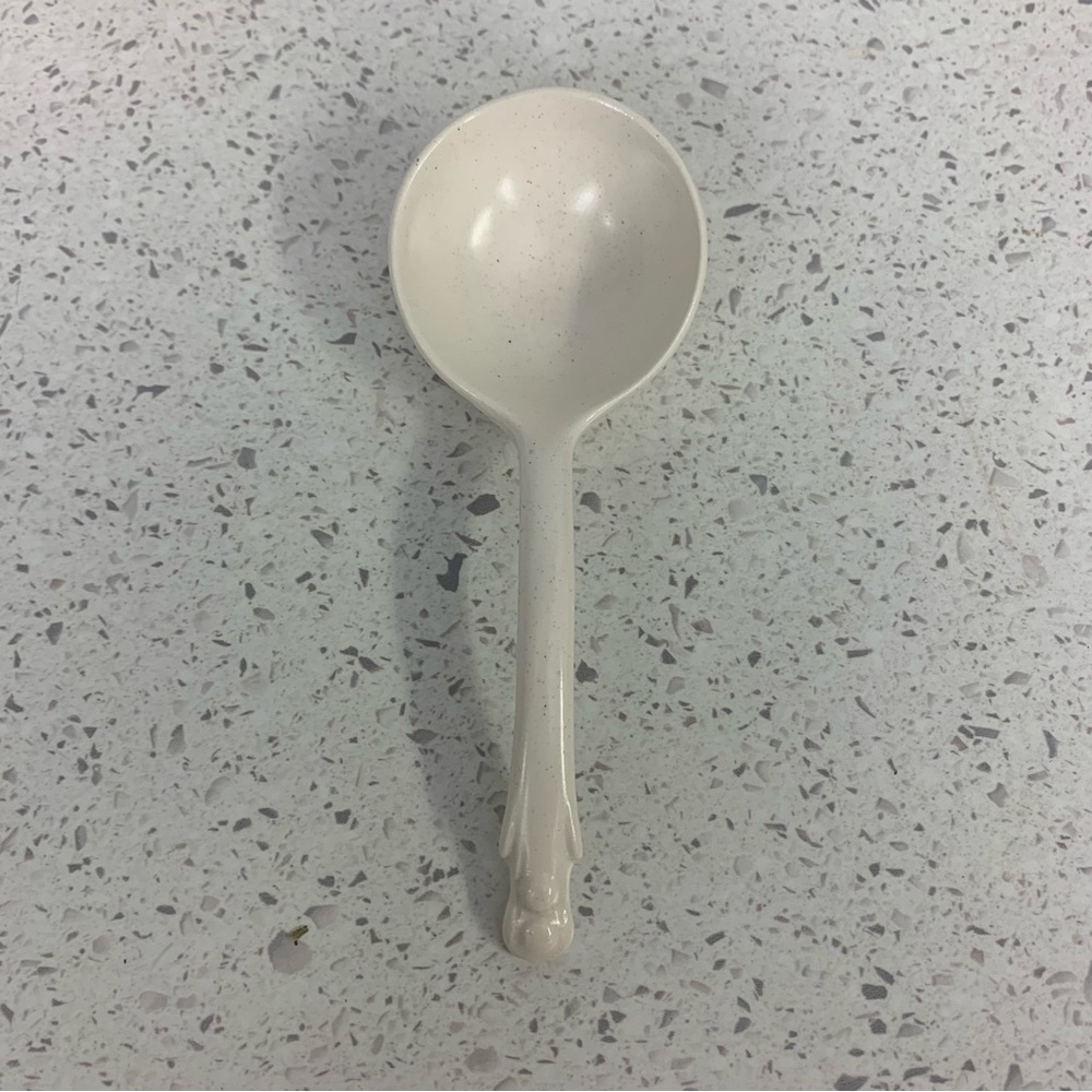 Vintage Ceramic Oven-Proof Covered Dish with Serving Spoon- Made in Japan - Picture 7 of 10